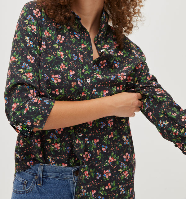 Gabriella wears a size XS in the Multi Berry Crepe color: Multi Berry Crepe