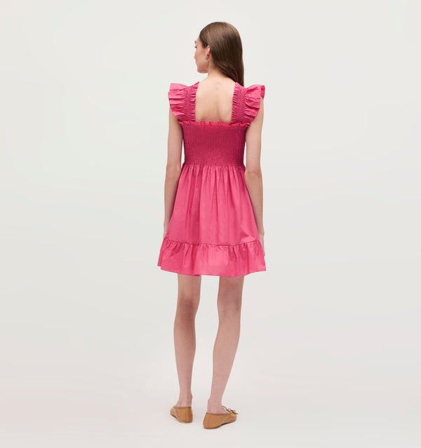 Lillian wears a size XS in the Lipstick Pink Cotton color: lipstick pink cotton