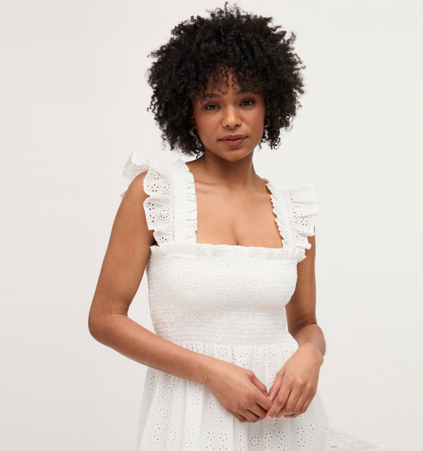 Na’Jeen wears a size S in the White Eyelet color: White Eyelet
