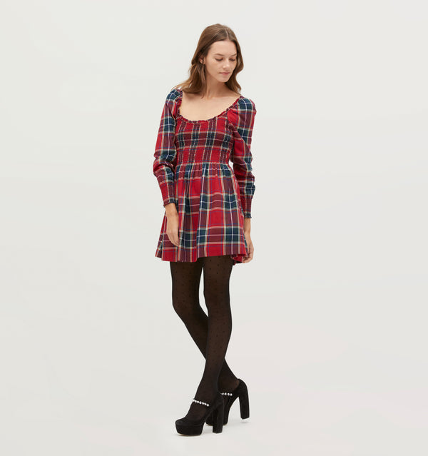 Jasmine is 5' 9" and wears a size XS in the Red Tartan color: Red Tartan