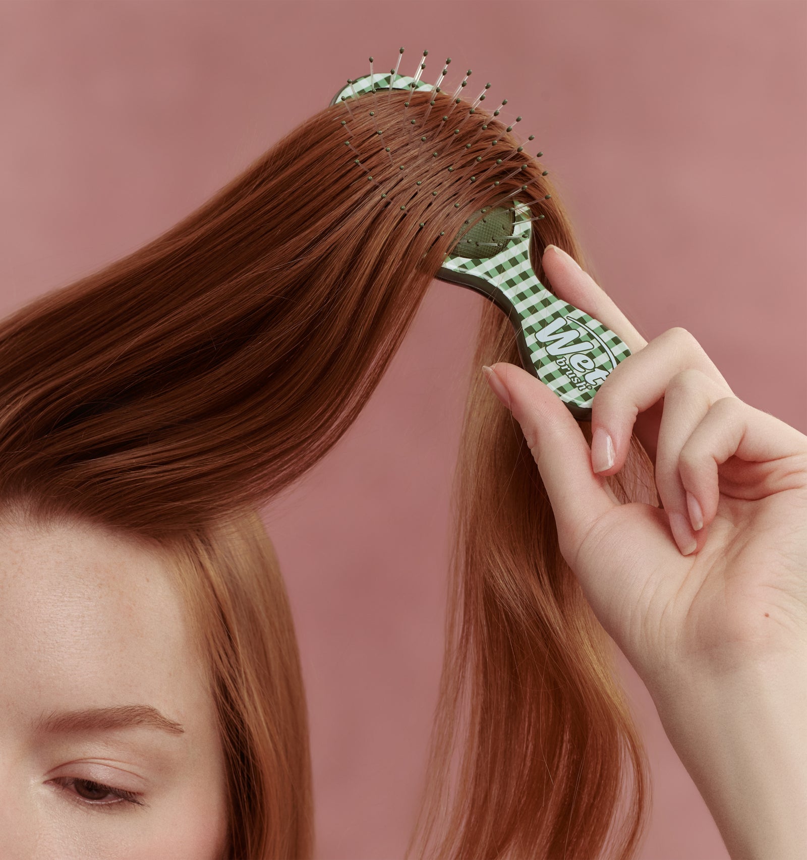 The Hill House x Wet Brush Mini Brush