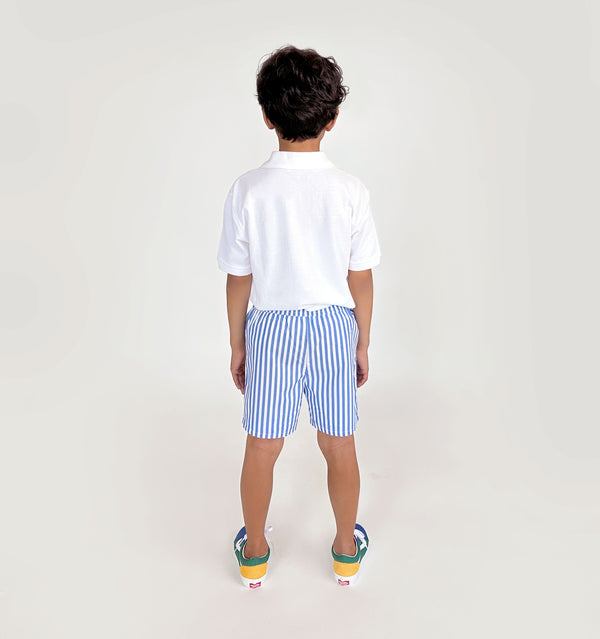Carter wears a size 7-8Y in the Blueberry Stripe color: Blueberry Stripe
