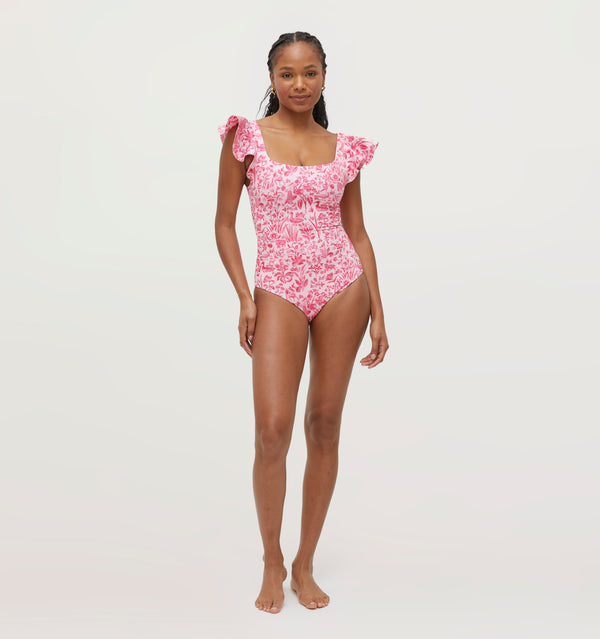 Na’Jeen wears a size S in the Strawberry Daiquiri Sherwood Forest color:Strawberry Daiquiri Sherwood Forest