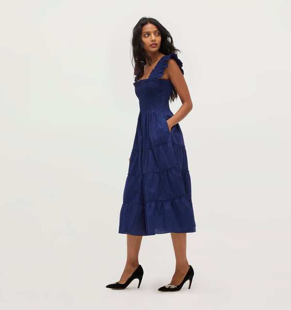 Palak wears a size XS in Navy Cotton color: Classic Navy Cotton
