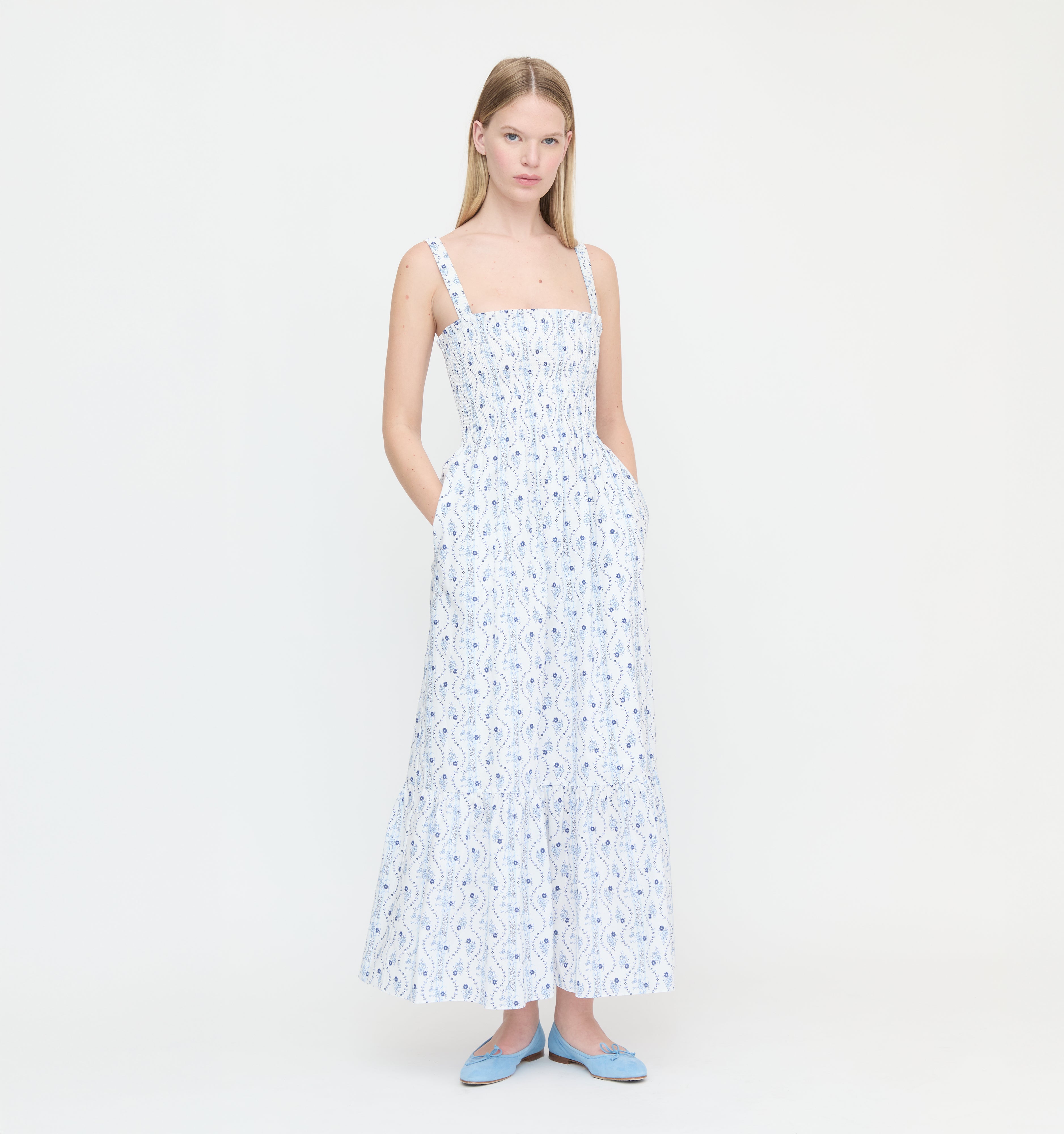 The Anjuli Nap Dress - Blue Vine Stripe – Hill House Home