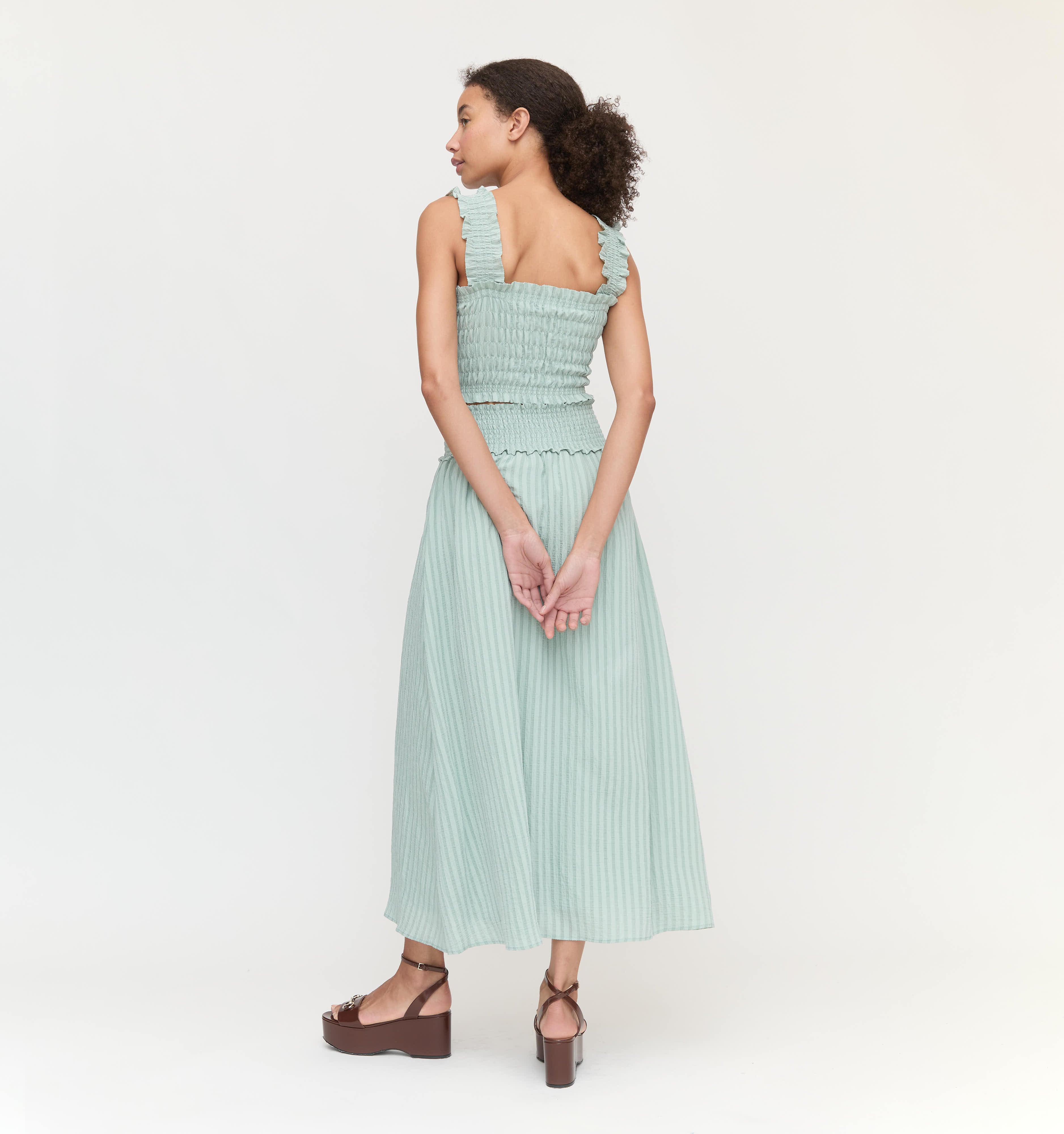 The Azalea Nap Top - Sage Green Tonal Seersucker