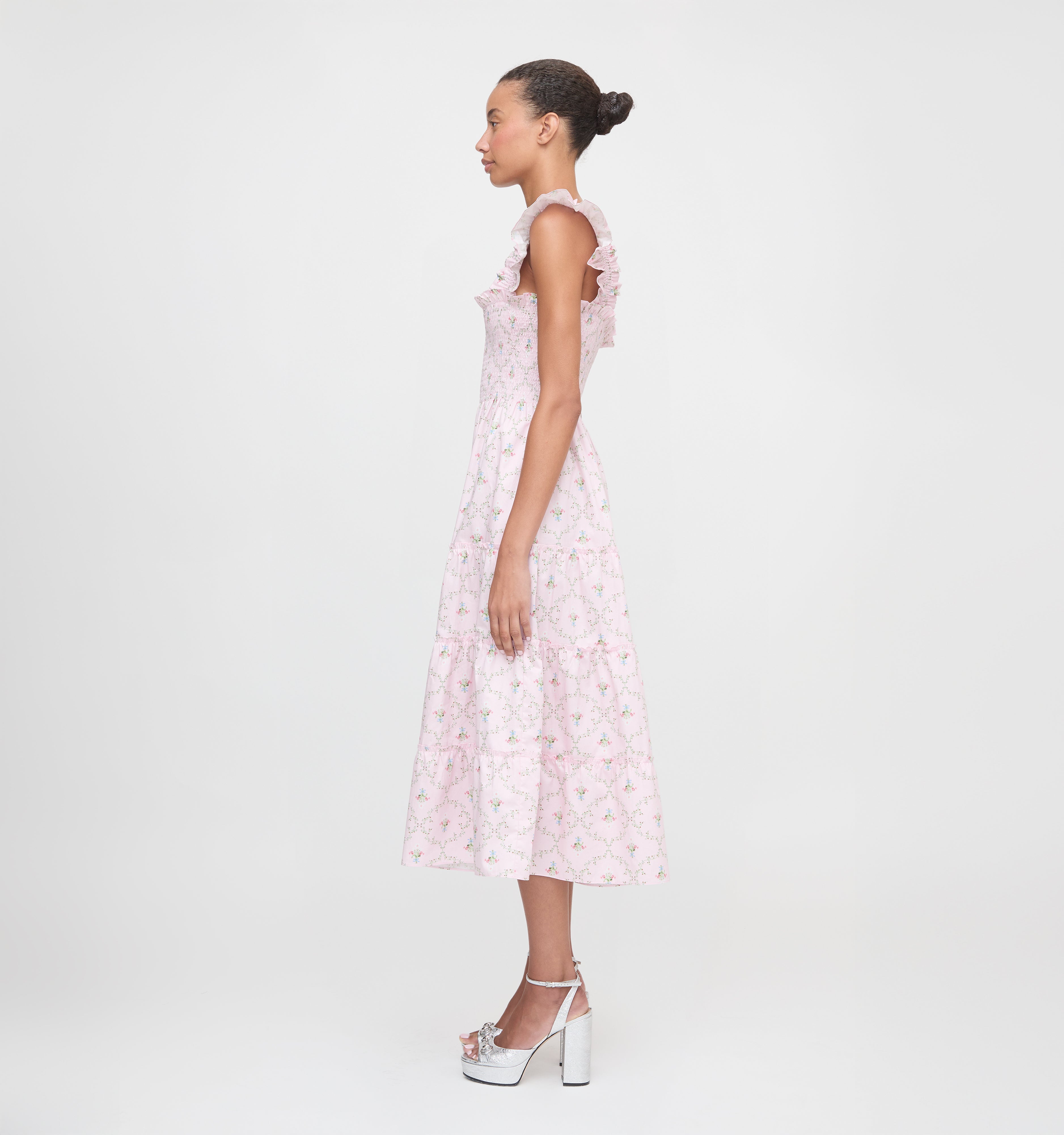 The Ellie Nap Dress - Light Pink Trellis