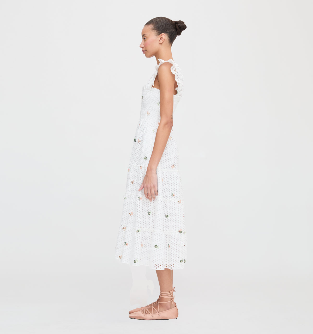 The Ellie Nap Dress - White Daisy Eyelet