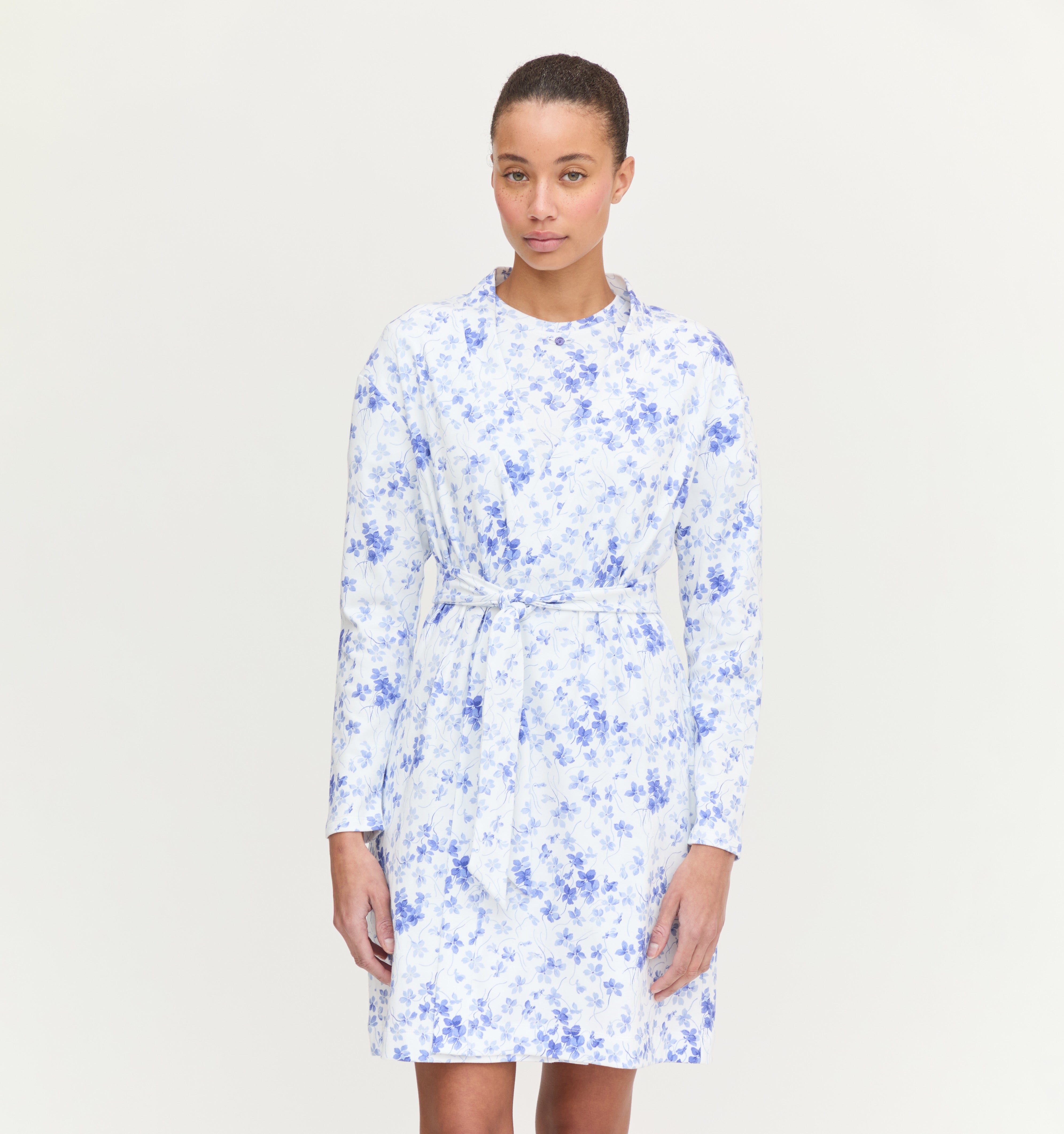 The Ivory Robe - Blue Sweet Peas