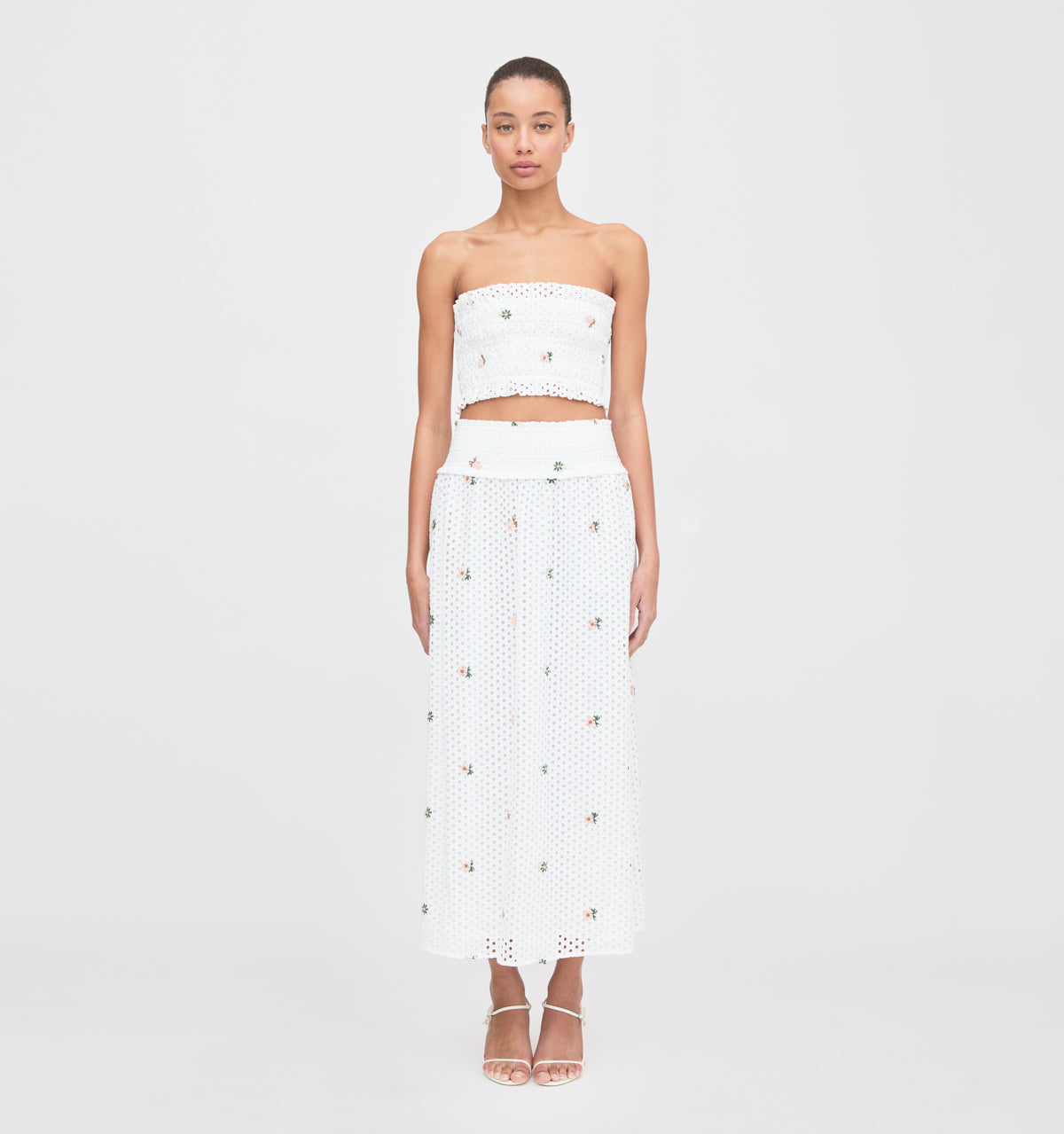 The Delphine Nap Skirt - White Daisy Eyelet