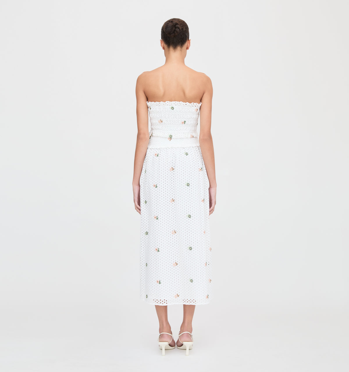 The Delphine Nap Skirt - White Daisy Eyelet