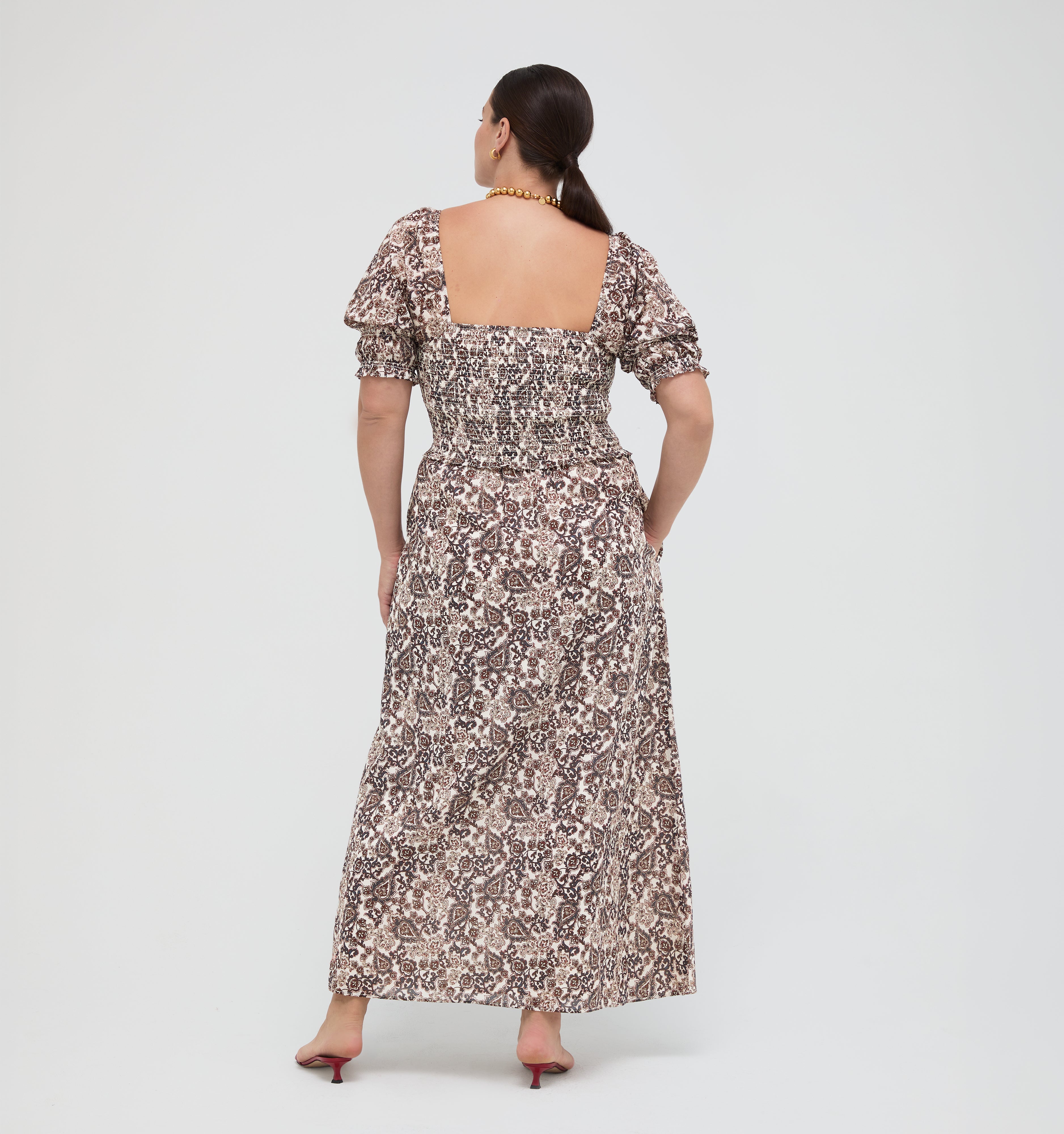House on the Hill スキー刺繍トレーナー　brown/100 The Malene Nap Dress - Chedworth Paisley Brown – Hill House Home