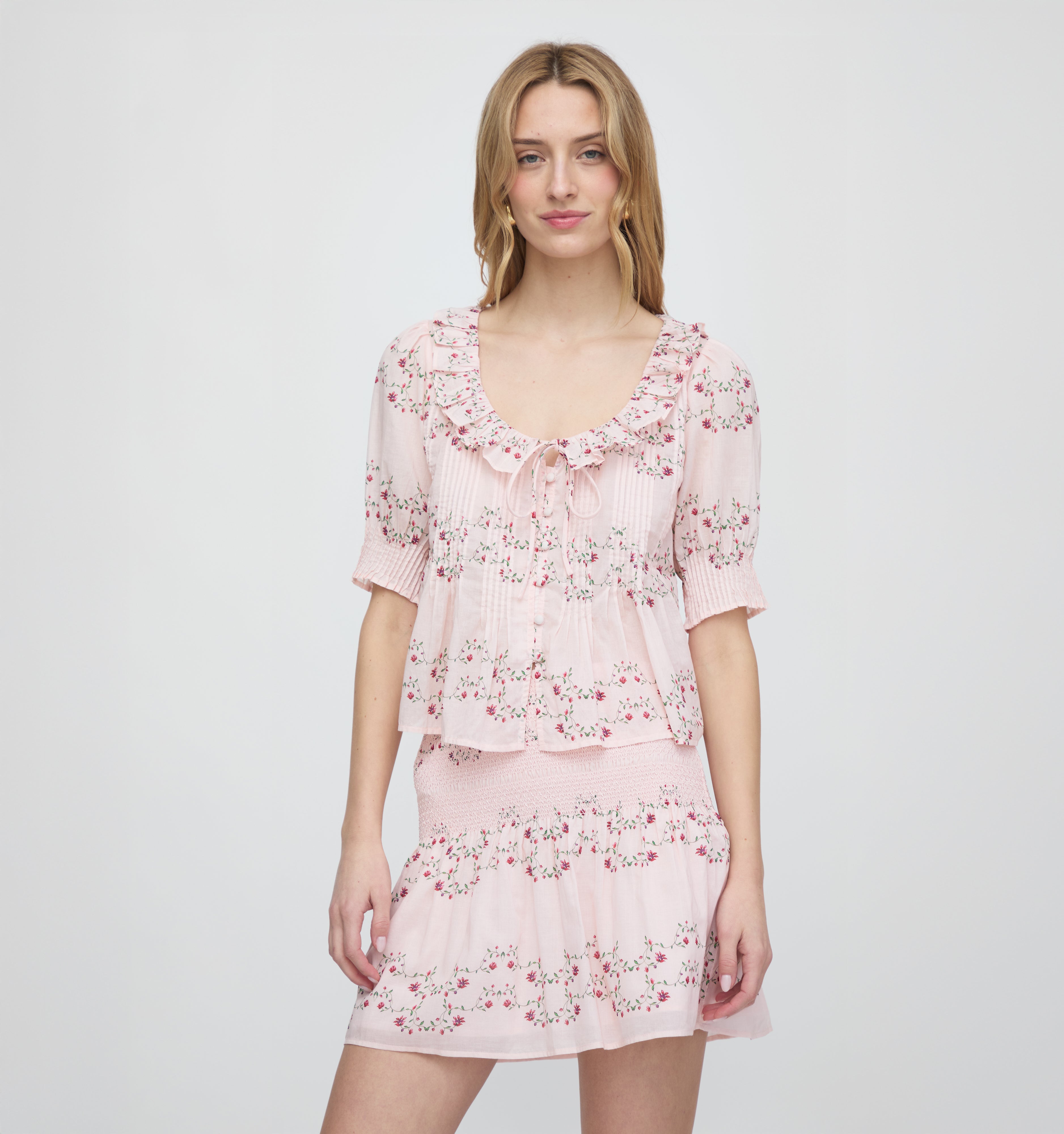 The Camri Top - Powder Pink Swiss Dot – Hill House Home