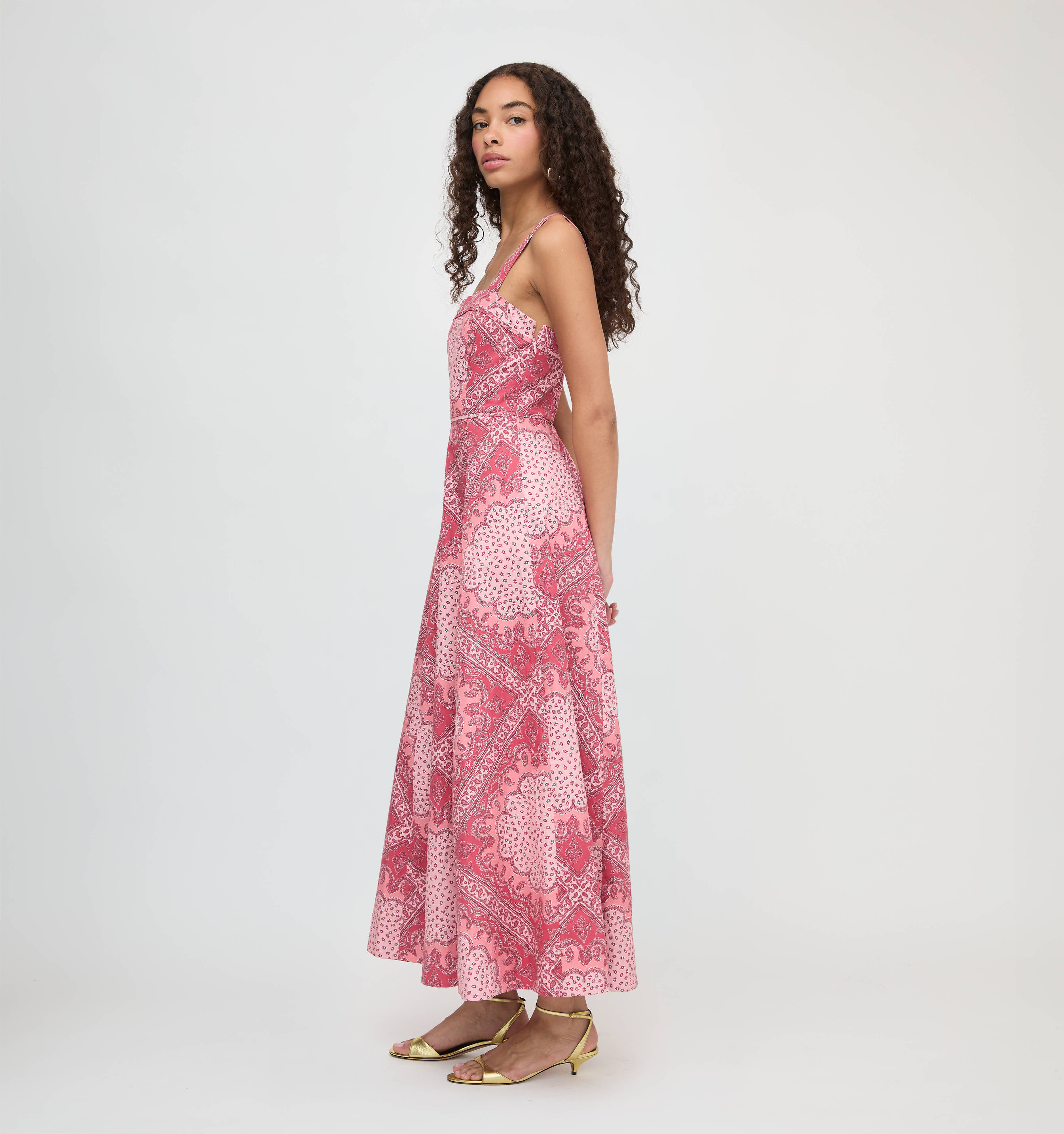 The Ezra Dress - Berry Paisley Scarf – Hill House Home