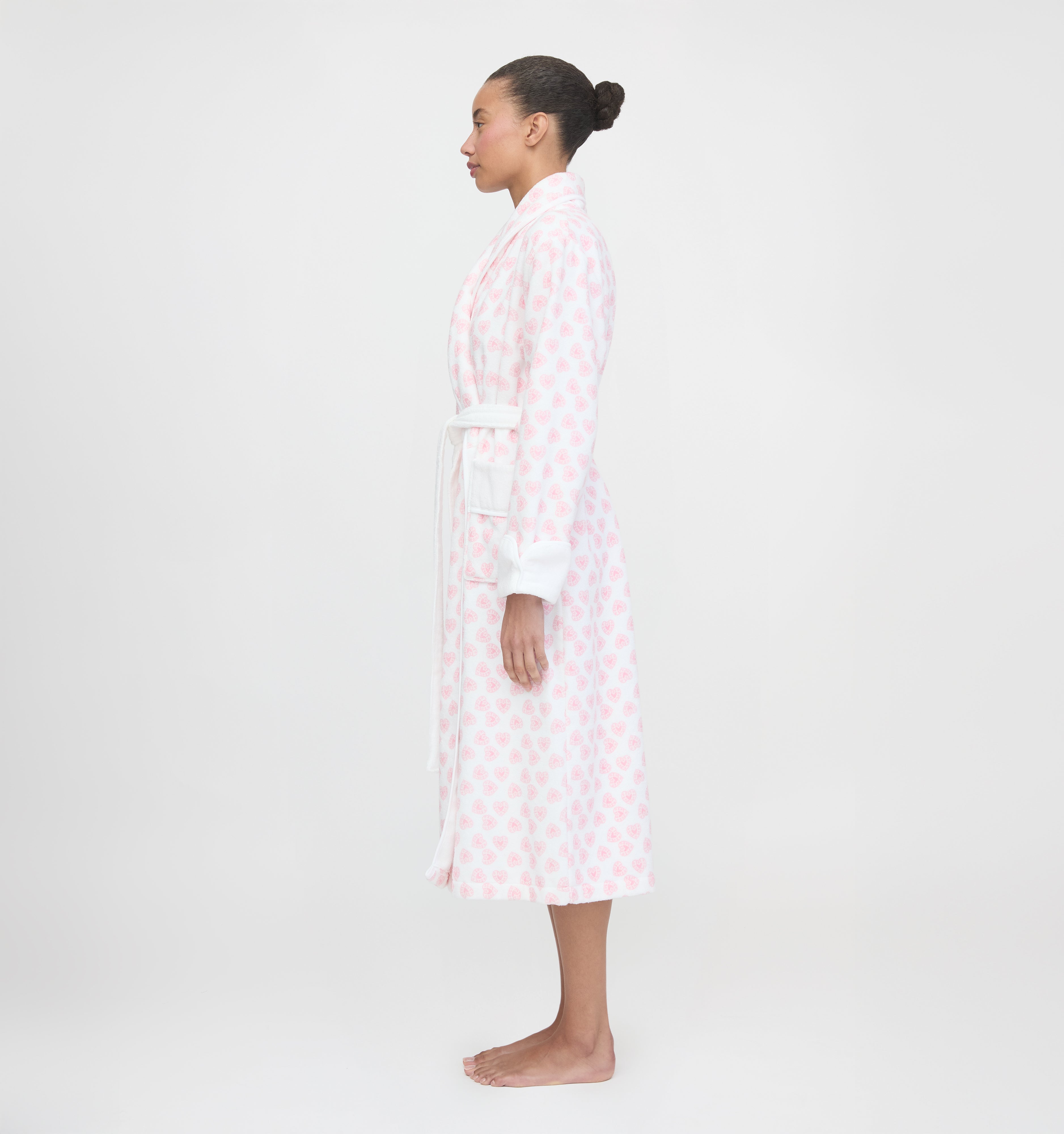 The Hotel Robe - Pink Doily Heart