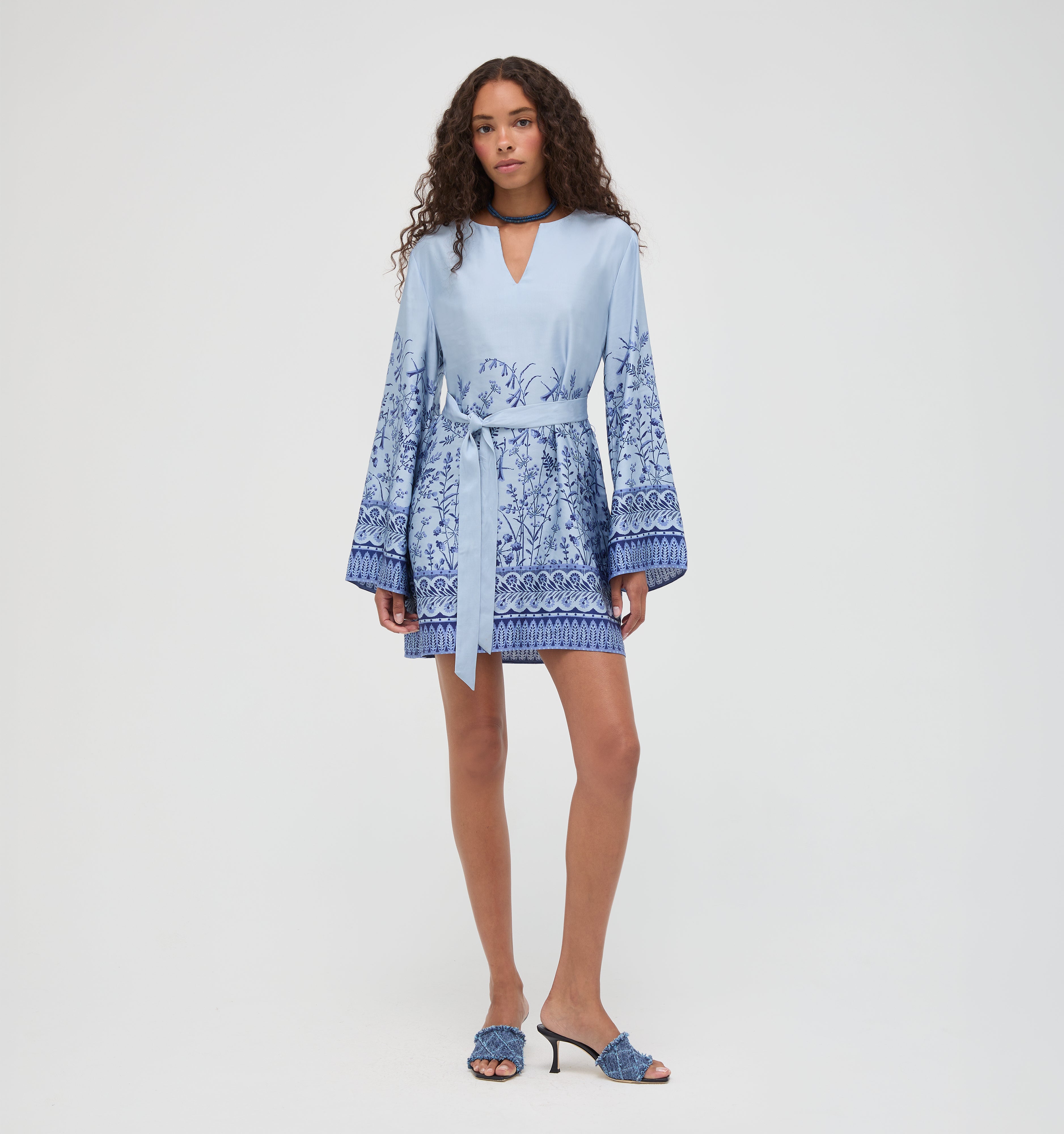 The Magnolia Tunic - Cornflower Wildflower Field – Hill House Home
