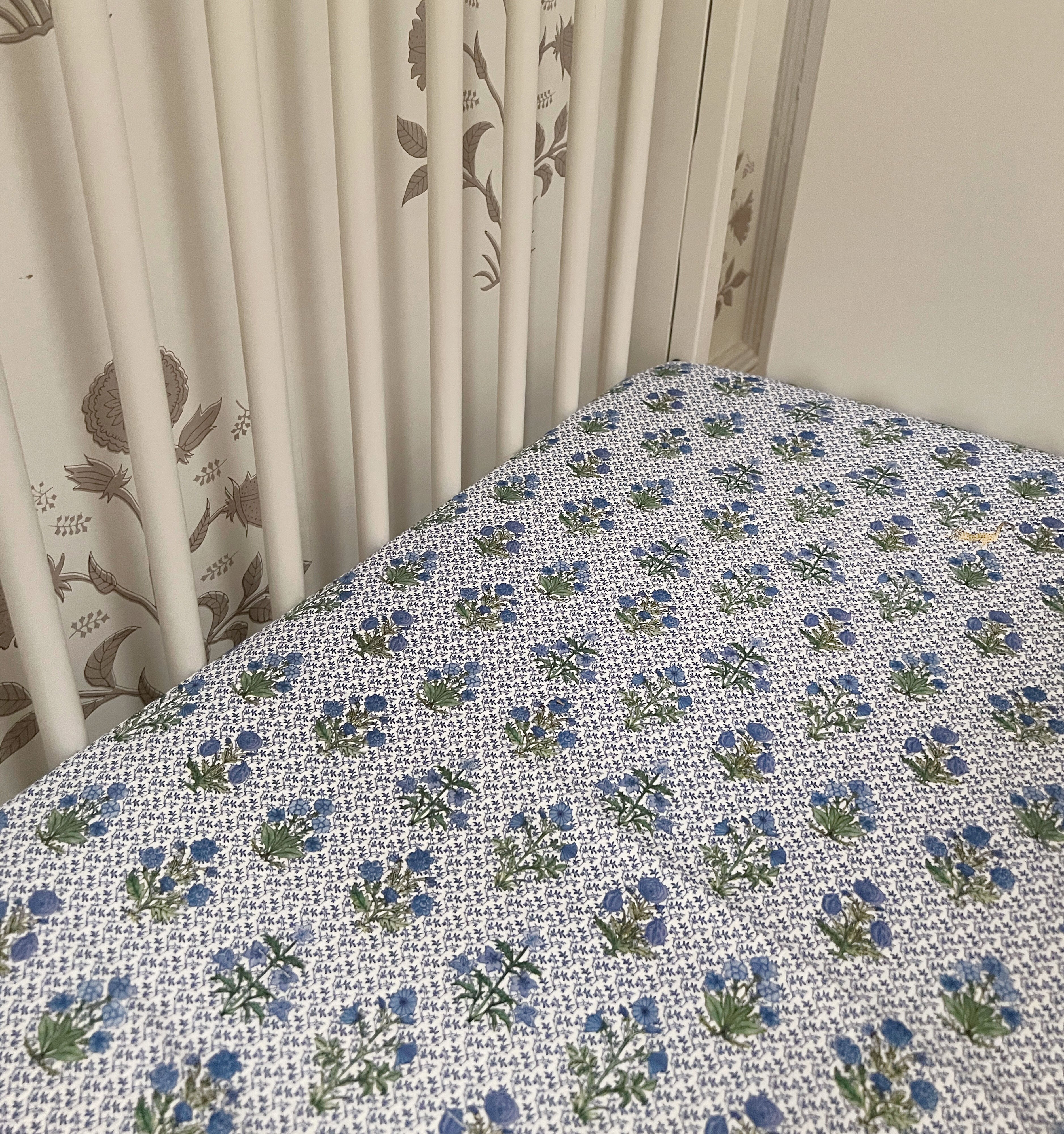house on the hill baby Ballet柄　80cm The Crib Sheet - Blue Block Print – Hill House Home