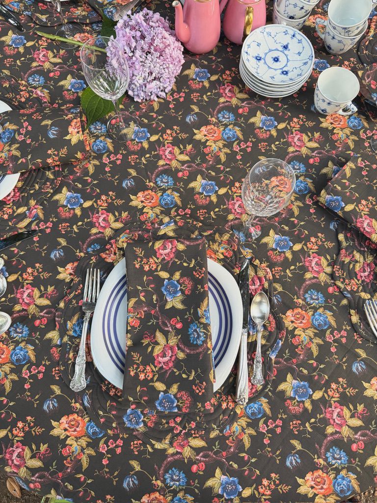 The Tablecloth