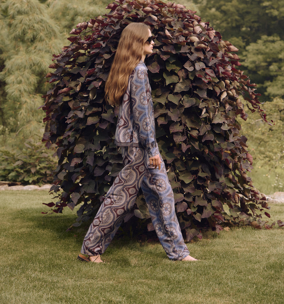 The Taylor Pant - Brown Cobalt Medallion – Hill House Home