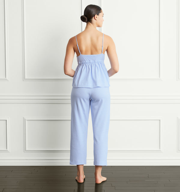 Yvonne wears a size S in the Hydrangea Gingham color:hydrangea gingham