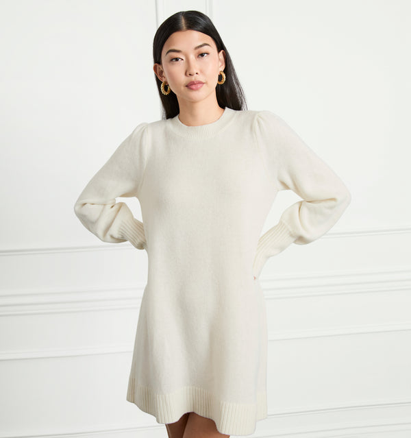 Sophia wears a size XS in the Cream Merino Wool color:cream merino wool 