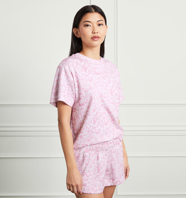 Sophia wears a size XS in the Pink Sherwood Forest color:pink sherwood forest 