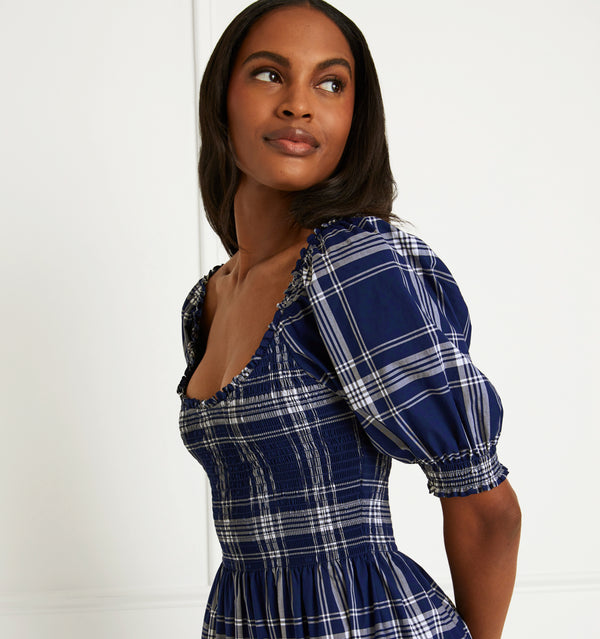 Olivia wears a S in the Navy Spring Plaid color:navy spring plaid