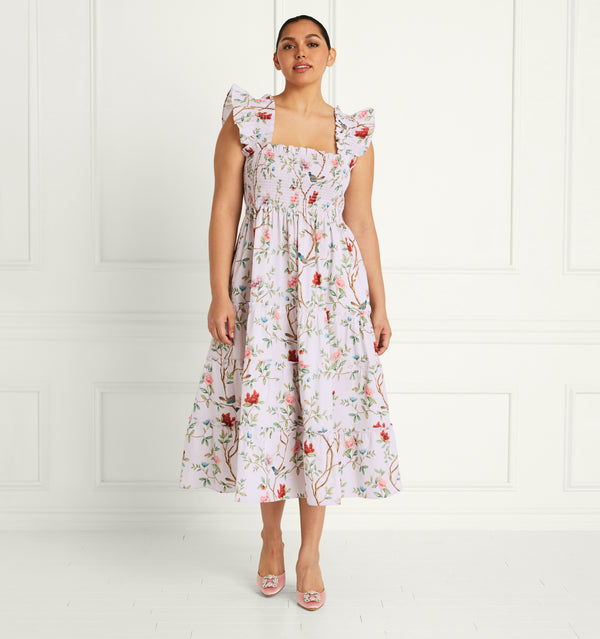 Stephanie wears a size XL in the Trailing Vine Multi Crepe color:trailing vine multi crepe