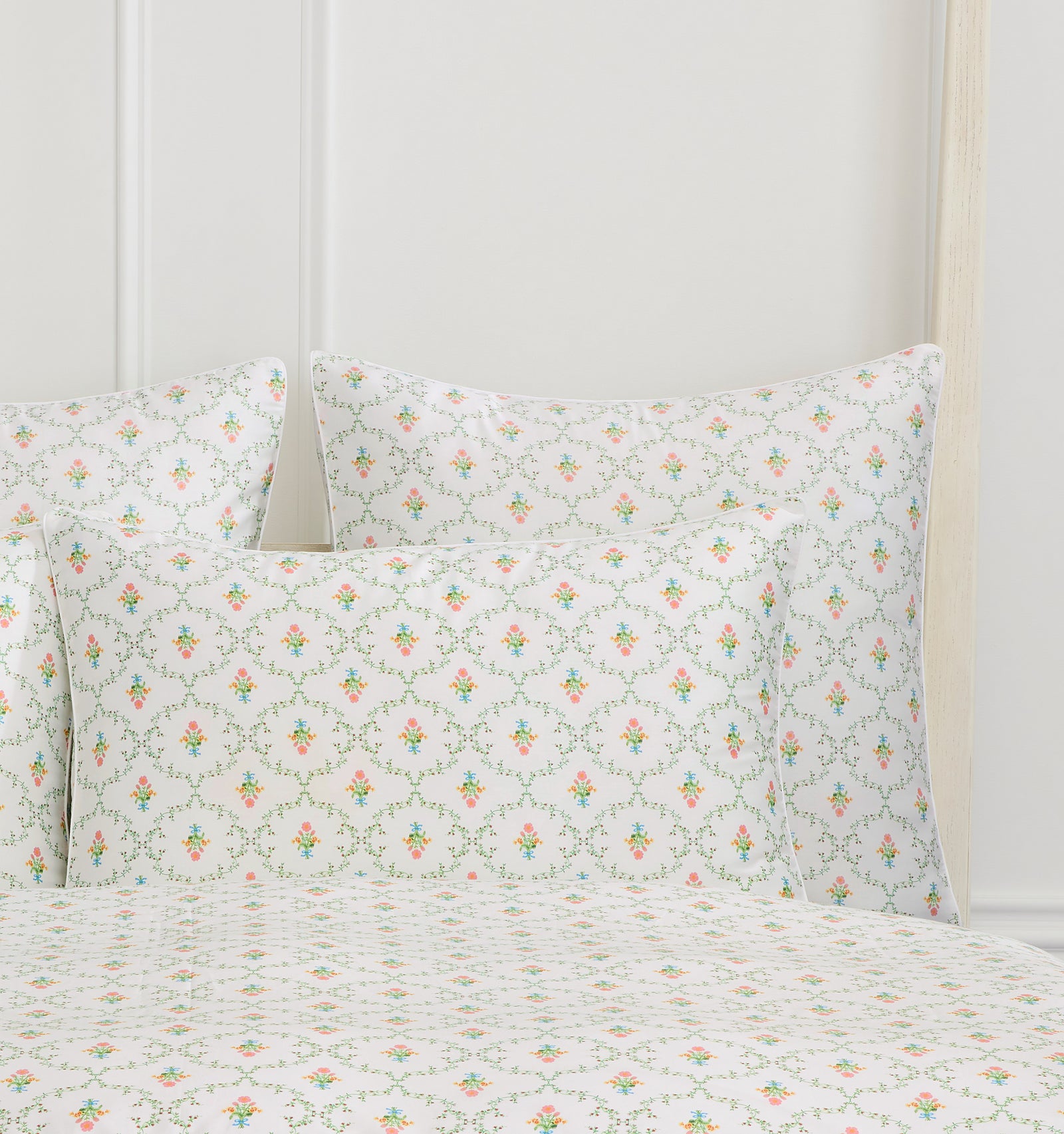 Pastel Trellis Euro Sham