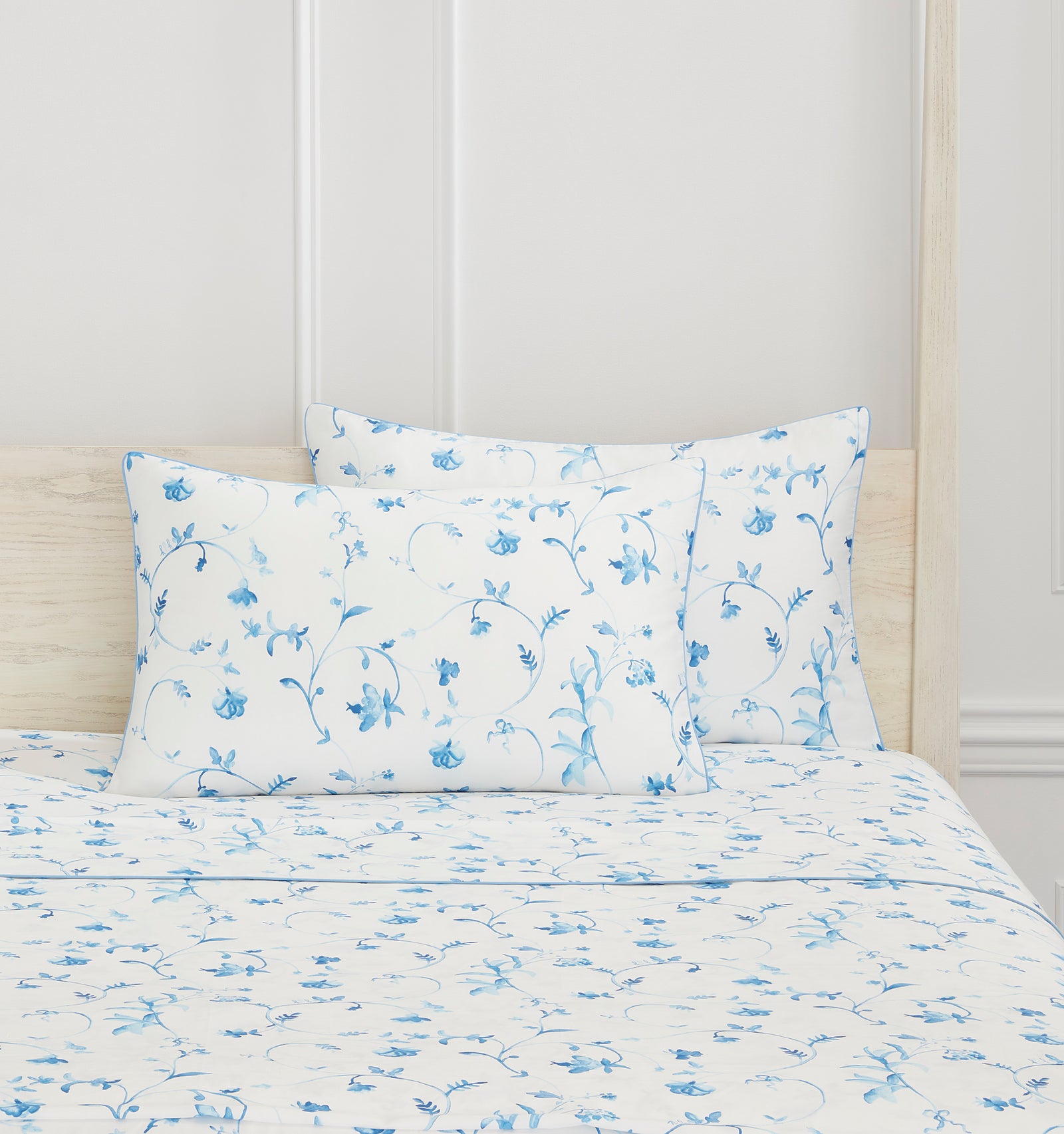 Botanical Pillowcase Set color:blue botanical
