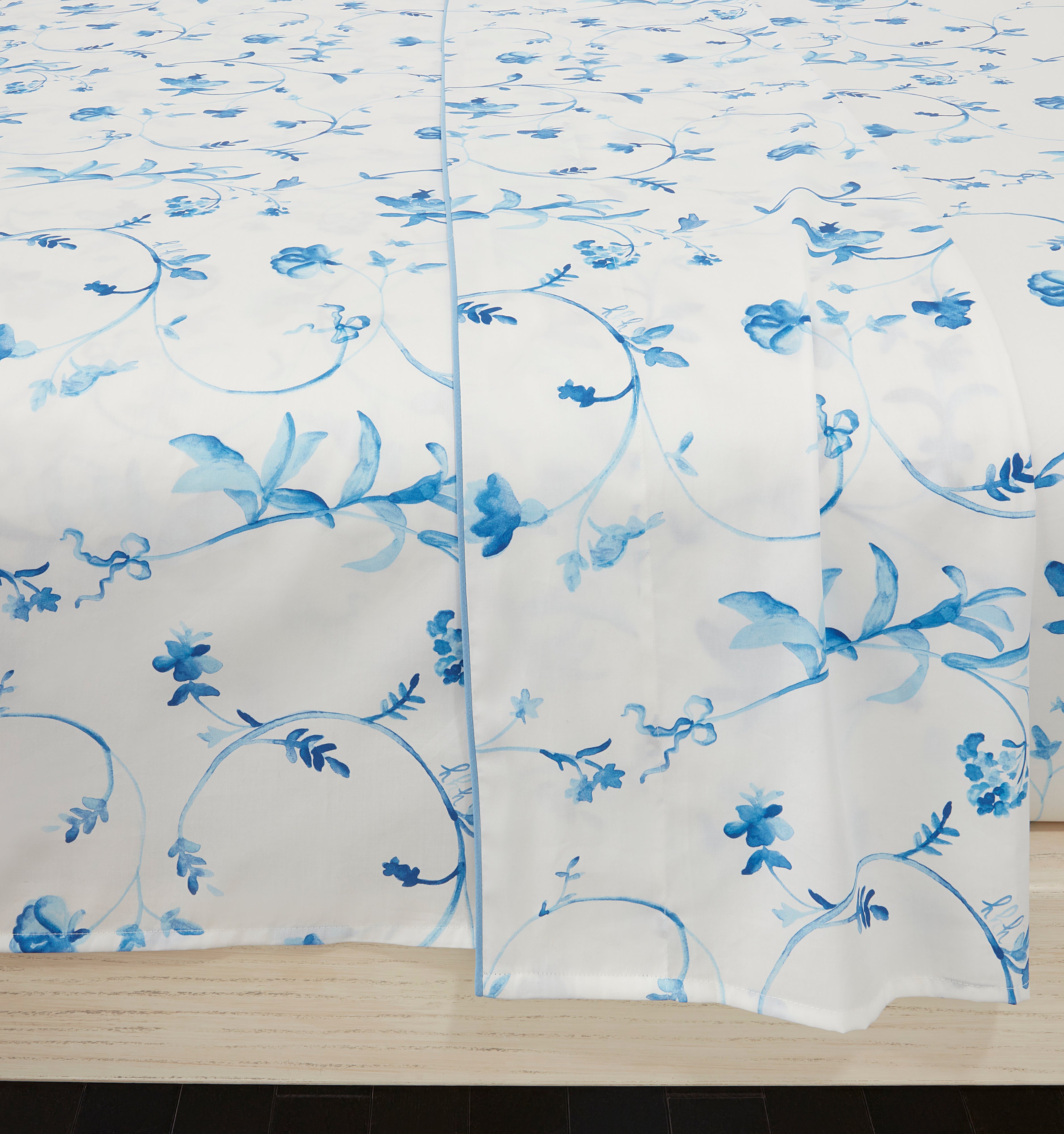 Botanical Top Sheet color:blue botanical