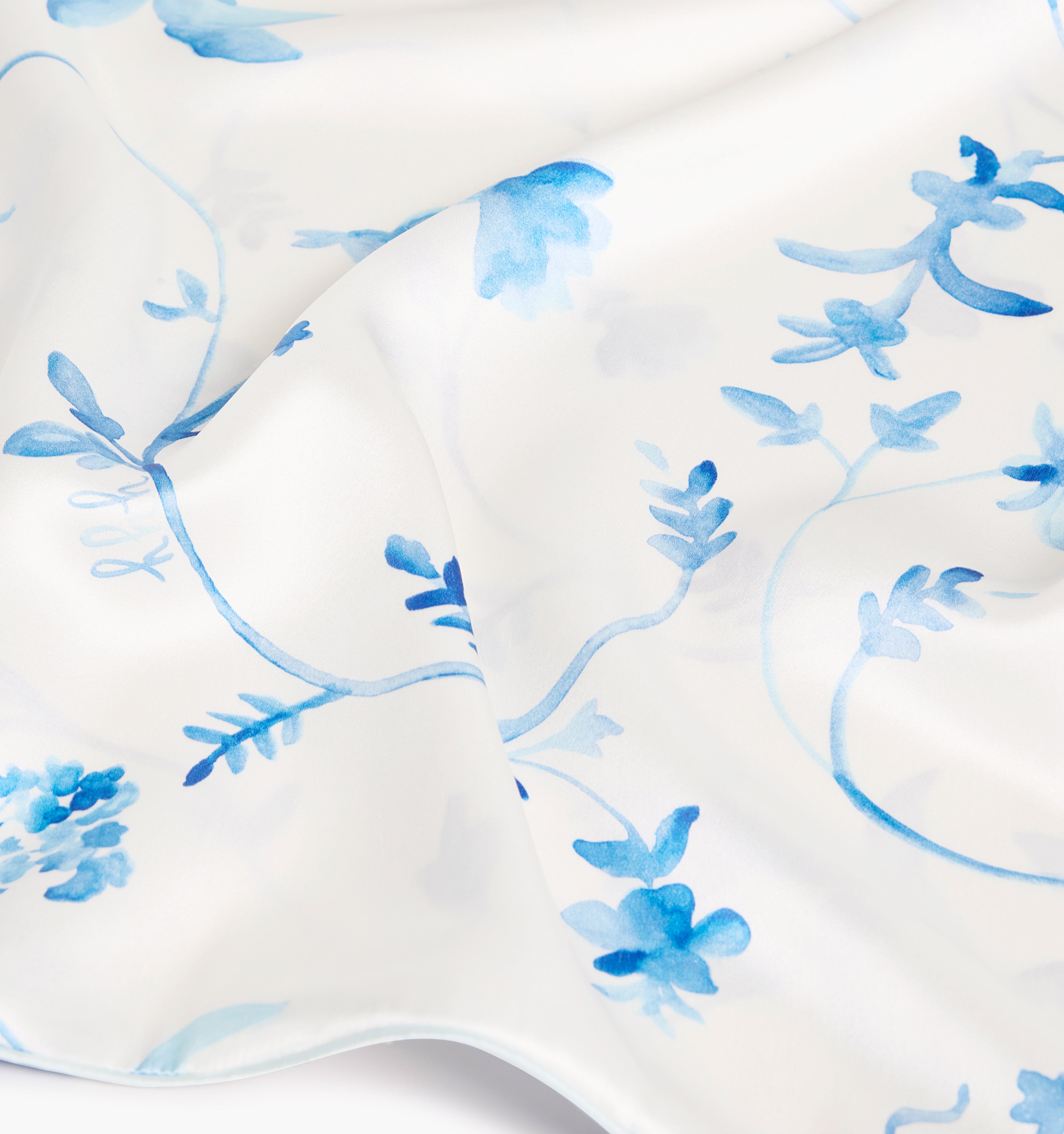 Sisi Silk Pillowcase - Blue Botanical color:blue botanical