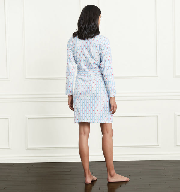 Ashika is 5’9.5” and wears an XS in the Floral Stripe color:floral stripe