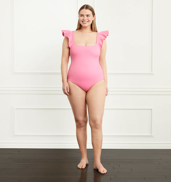 Ashild is 5’9.5” and wears a size XL in the Petal Pink color:Petal Pink